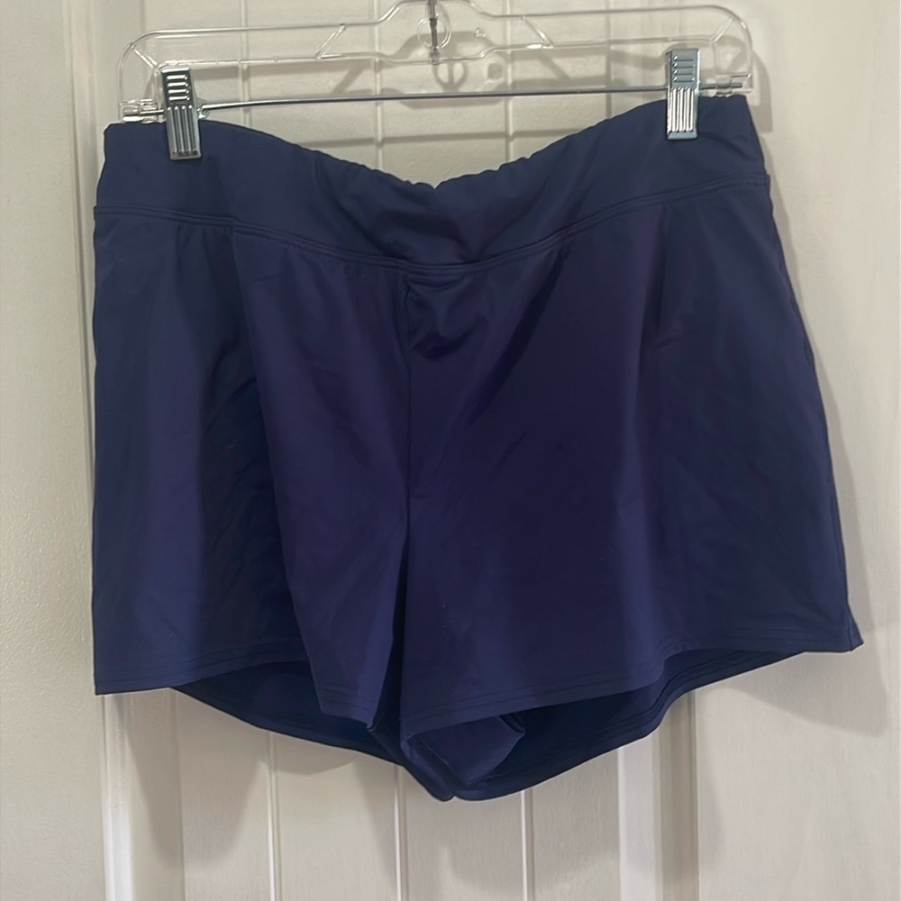 Lands End Navy Blue Athletic Shorts with built in running liner in size 12